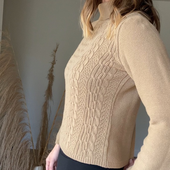 Tan knitted women’s turtleneck Sweater Liz Claiborne - Picture 3 of 6